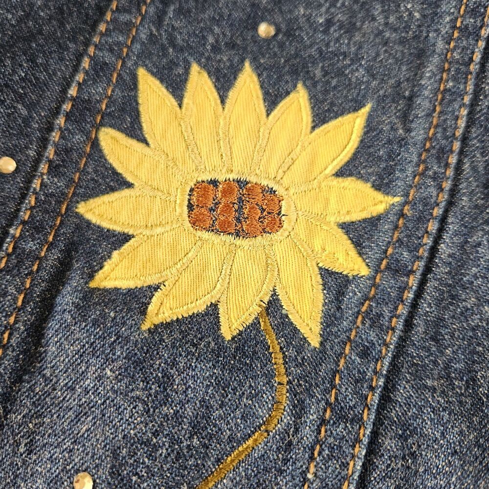 Quacker Factory Blue Denim Jacket Size M Fall Pumpkins Scarecrow Sunflowers - Picture 9 of 12